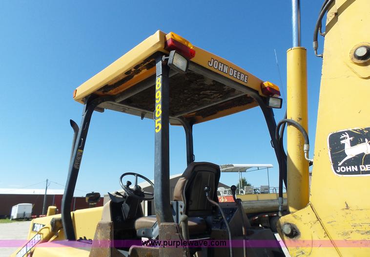 image for item L6082 1996 John Deere 310D backhoe