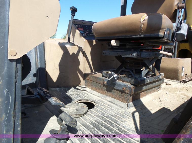 image for item L6082 1996 John Deere 310D backhoe