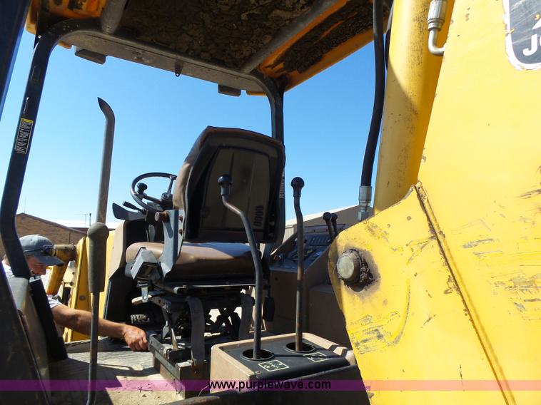 image for item L6082 1996 John Deere 310D backhoe