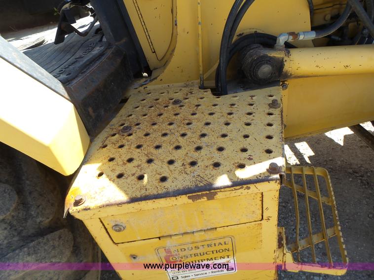 image for item L6082 1996 John Deere 310D backhoe