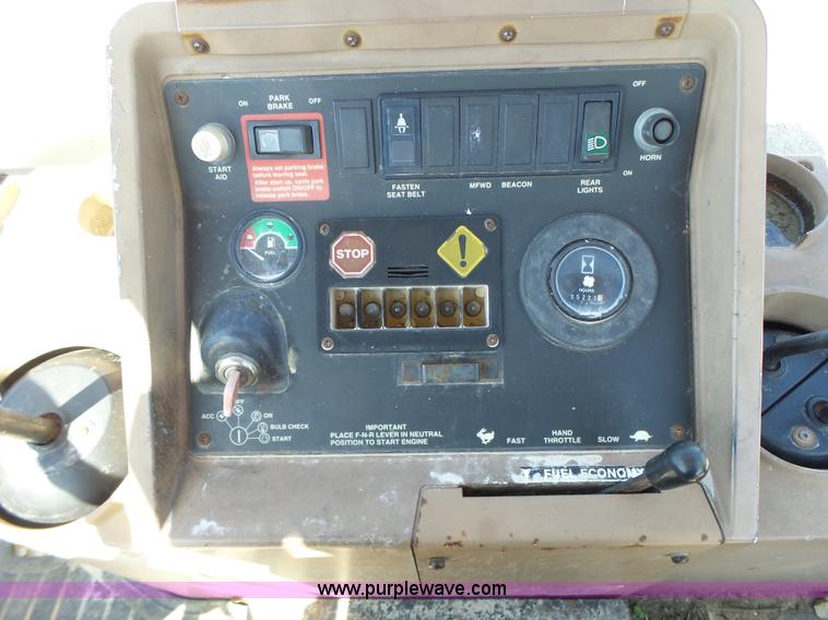 image for item L6082 1996 John Deere 310D backhoe