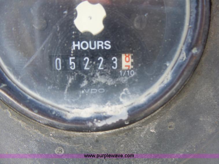 image for item L6082 1996 John Deere 310D backhoe