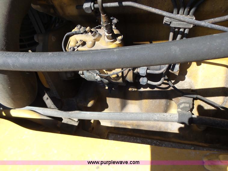 image for item L6082 1996 John Deere 310D backhoe