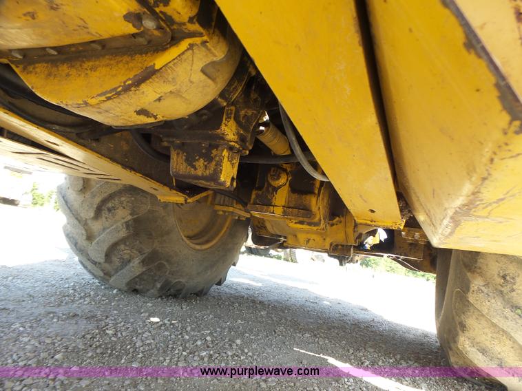 image for item L6082 1996 John Deere 310D backhoe