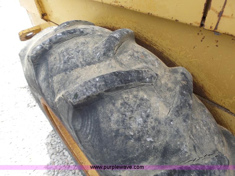 image for item L6345 1998 Caterpillar CP-323C single drum vibratory roller