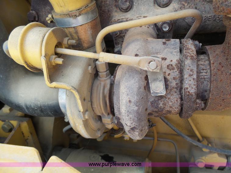 image for item L6346 2000 Caterpillar CP-433C vibratory padfoot roller