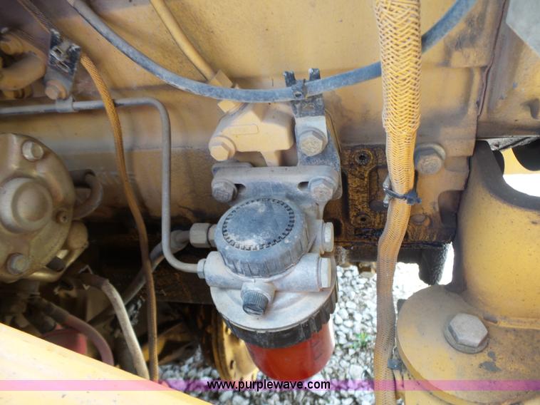 image for item L6346 2000 Caterpillar CP-433C vibratory padfoot roller