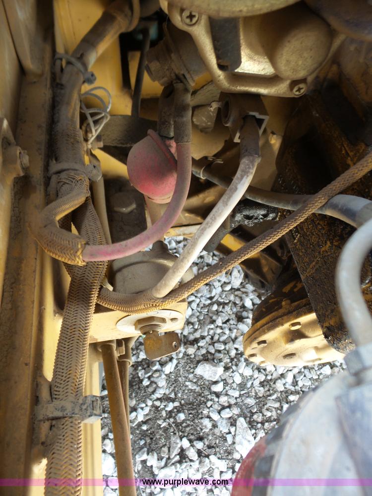 image for item L6346 2000 Caterpillar CP-433C vibratory padfoot roller