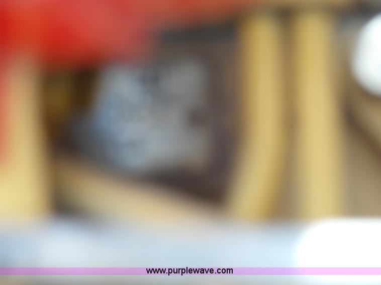 image for item L6346 2000 Caterpillar CP-433C vibratory padfoot roller