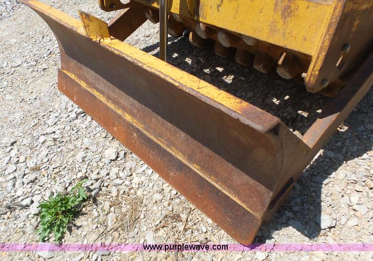 image for item L6347 2002 Caterpillar CP-323C vibratory padfoot roller