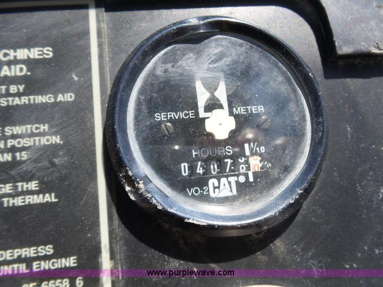 image for item L6347 2002 Caterpillar CP-323C vibratory padfoot roller