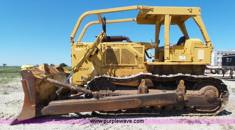 image for item L6348 1978 Caterpillar D8K dozer