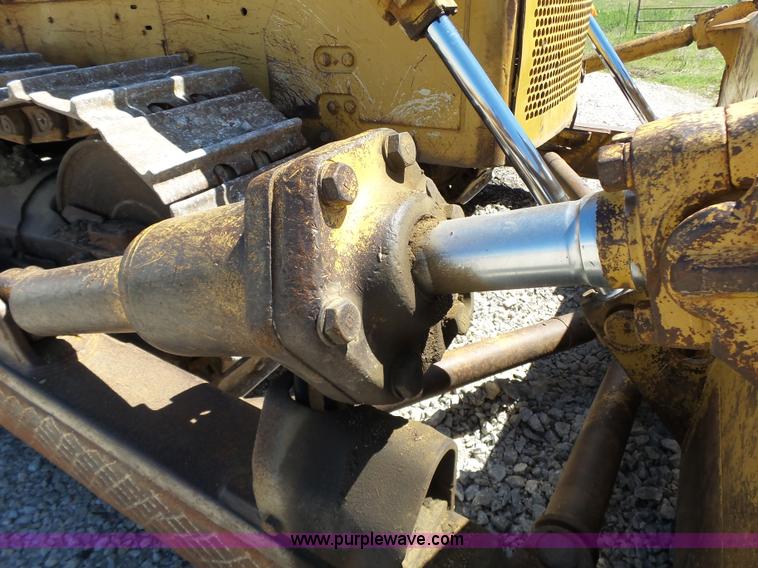 image for item L6348 1978 Caterpillar D8K dozer
