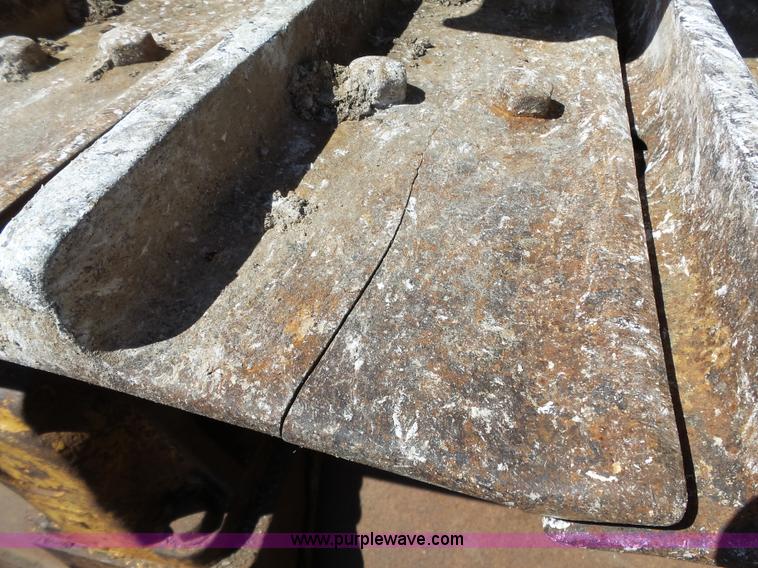 image for item L6348 1978 Caterpillar D8K dozer