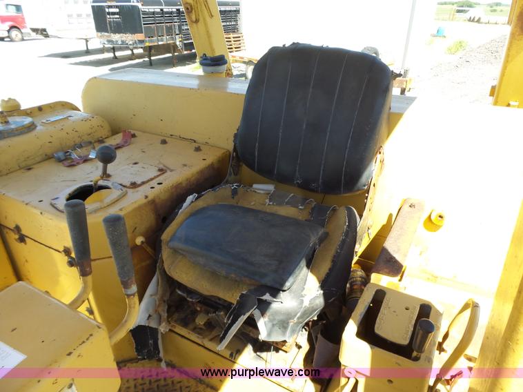 image for item L6348 1978 Caterpillar D8K dozer