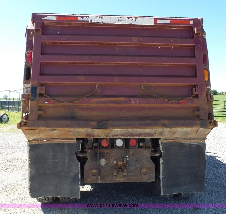 image for item L6349 2002 International F2674 dump truck