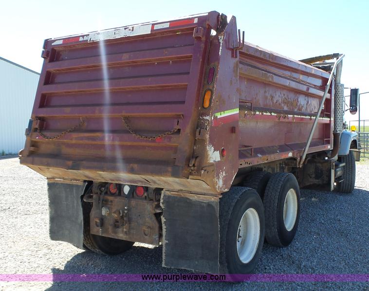 image for item L6349 2002 International F2674 dump truck