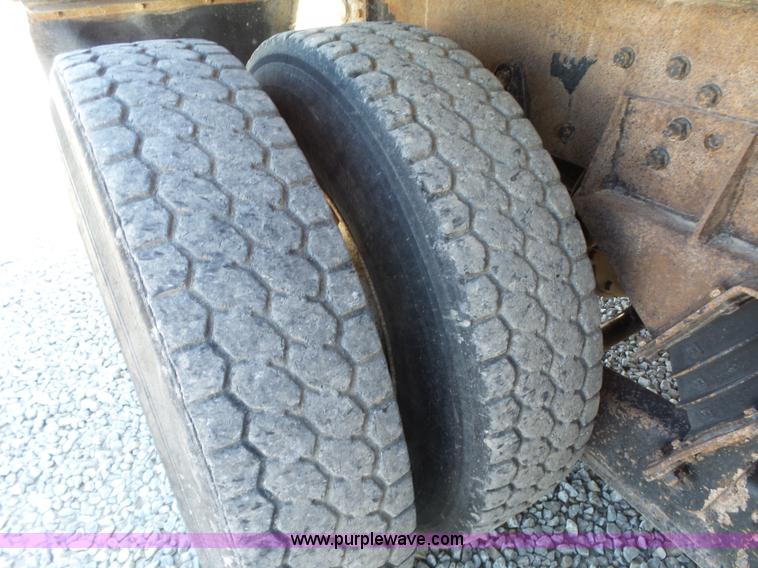 image for item L6349 2002 International F2674 dump truck