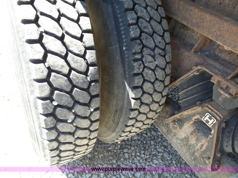 image for item L6349 2002 International F2674 dump truck