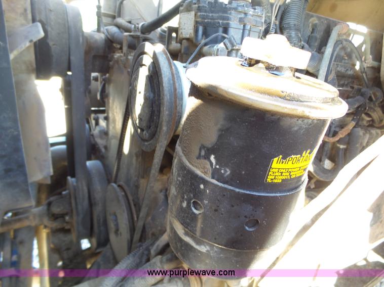 image for item L6349 2002 International F2674 dump truck