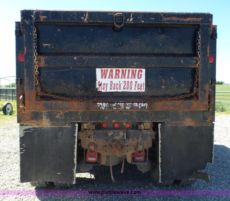 image for item L6350 1996 International 2574 dump truck