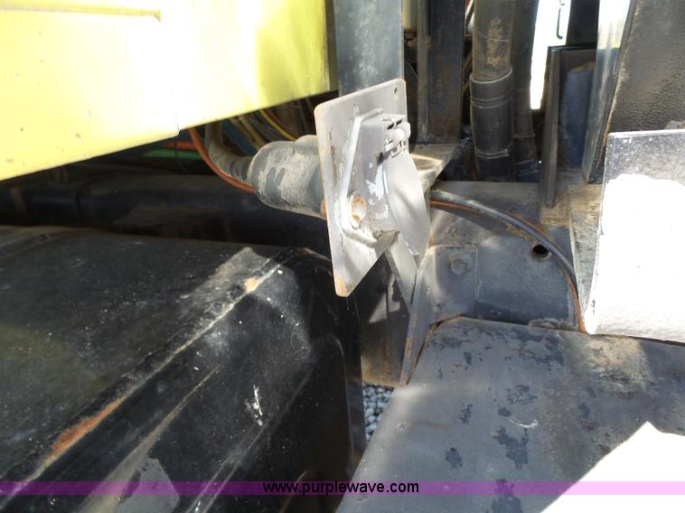 image for item L6350 1996 International 2574 dump truck