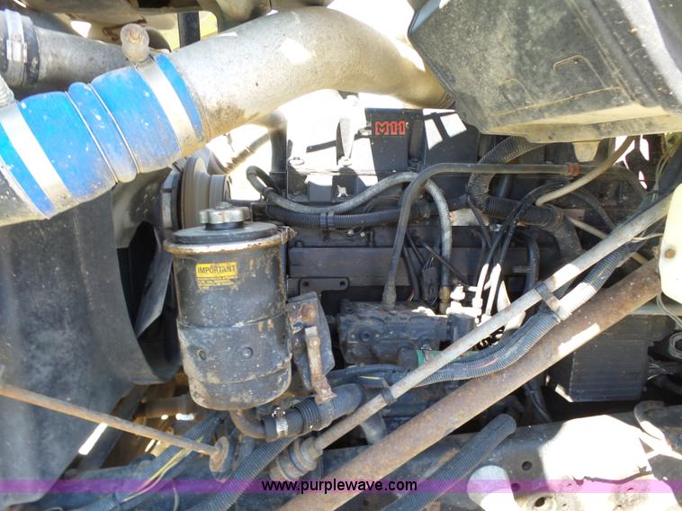 image for item L6350 1996 International 2574 dump truck