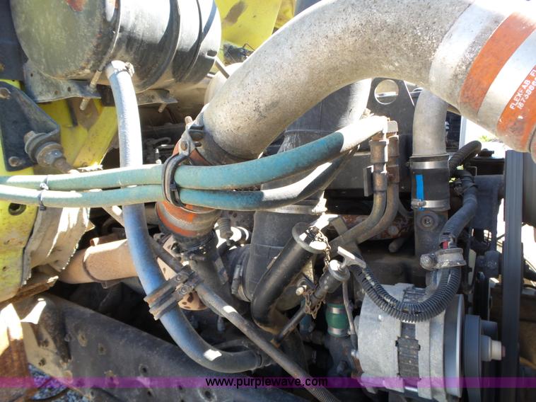 image for item L6350 1996 International 2574 dump truck