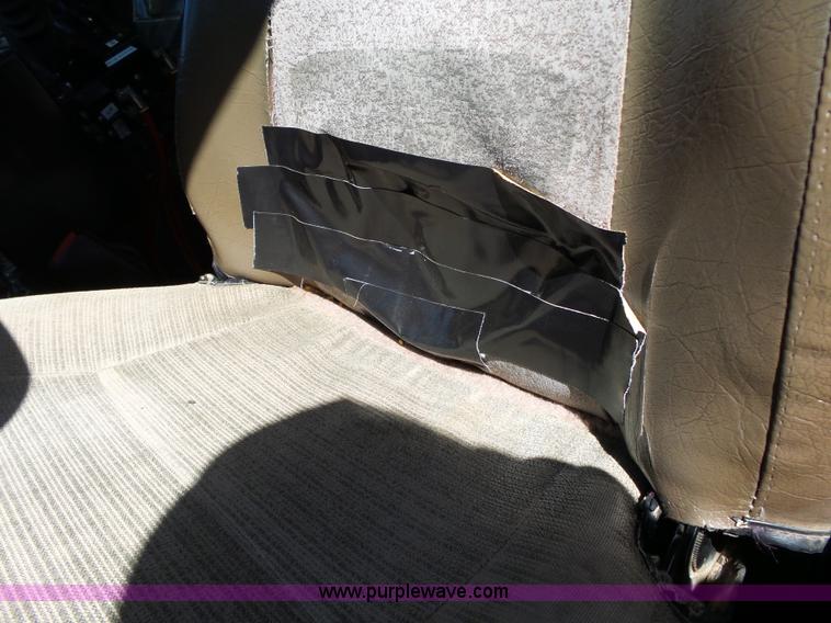 image for item L6350 1996 International 2574 dump truck