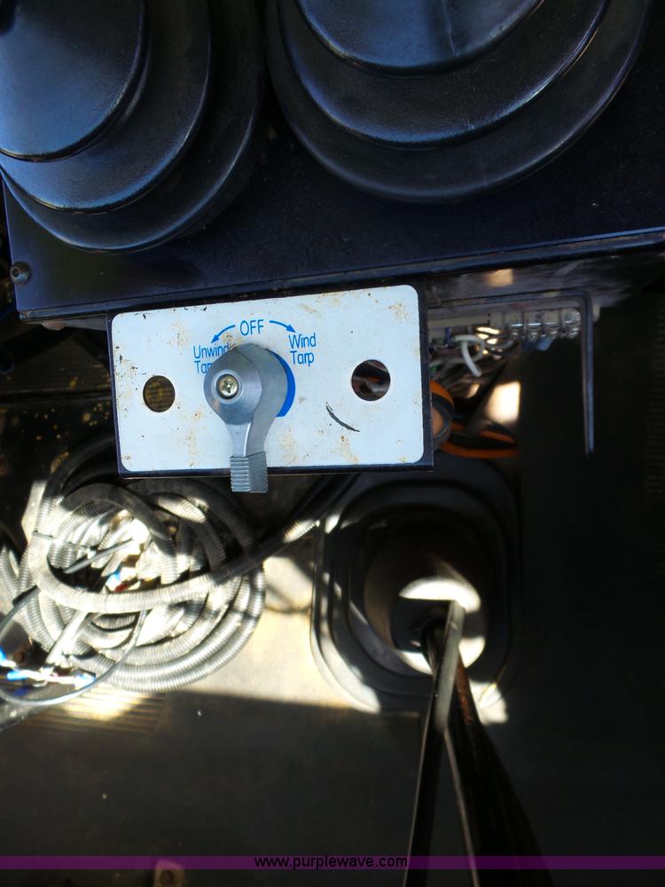 image for item L6350 1996 International 2574 dump truck