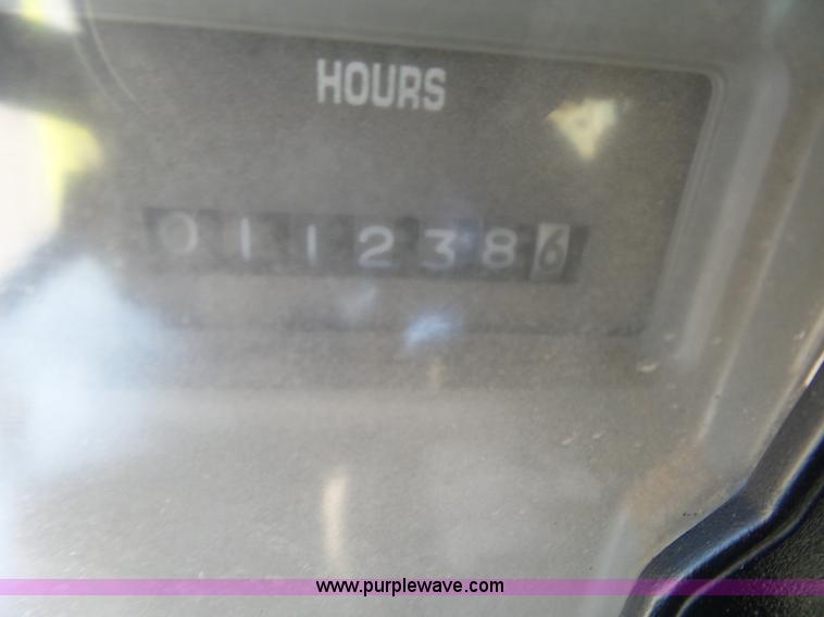 image for item L6350 1996 International 2574 dump truck