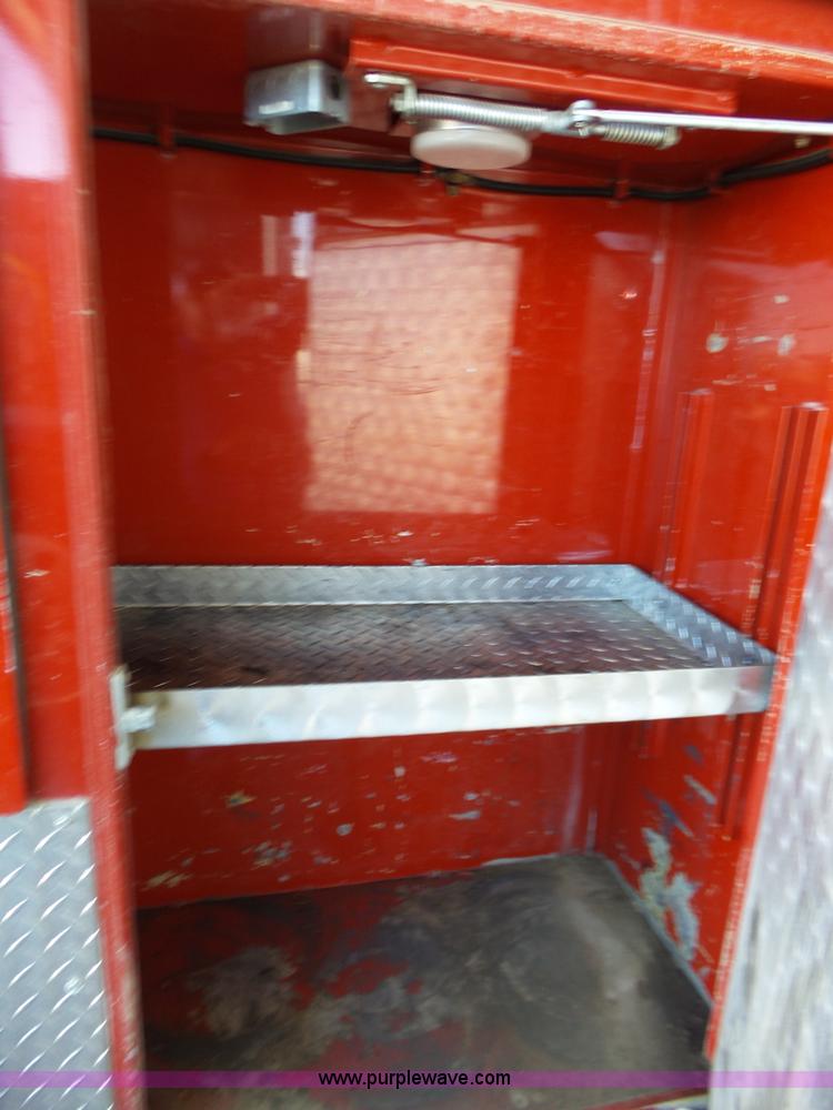 image for item L6351 2003 GMC 5500 service truck