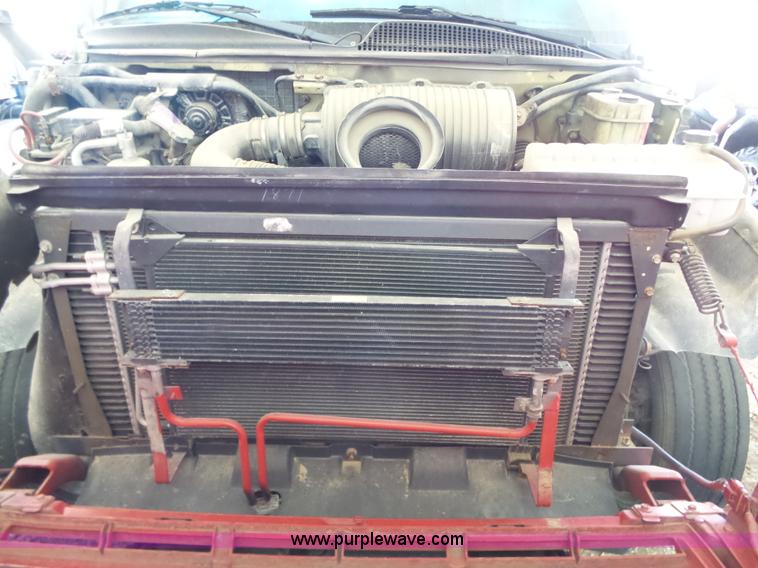 image for item L6351 2003 GMC 5500 service truck