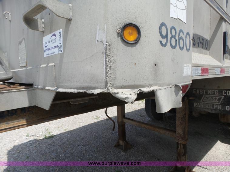 image for item L6353 1994 East end dump trailer