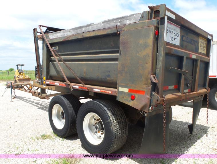 image for item L6354 1994 Clement 2AH1210L end dump trailer
