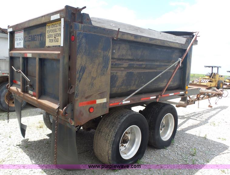 image for item L6354 1994 Clement 2AH1210L end dump trailer