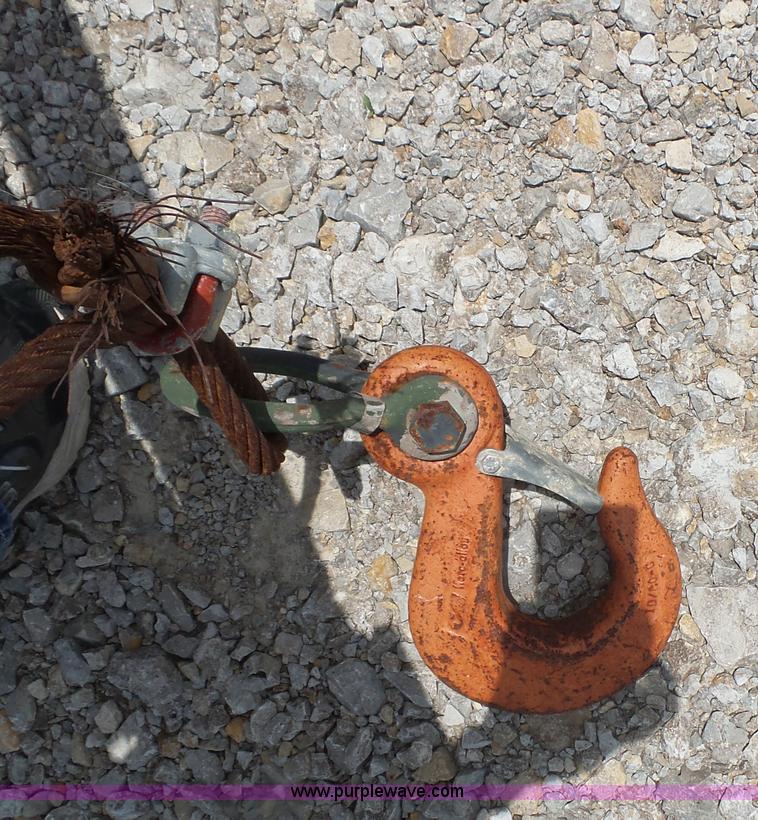 image for item L6354 1994 Clement 2AH1210L end dump trailer