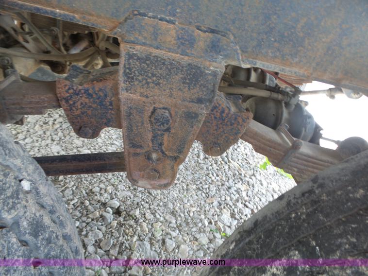 image for item L6354 1994 Clement 2AH1210L end dump trailer