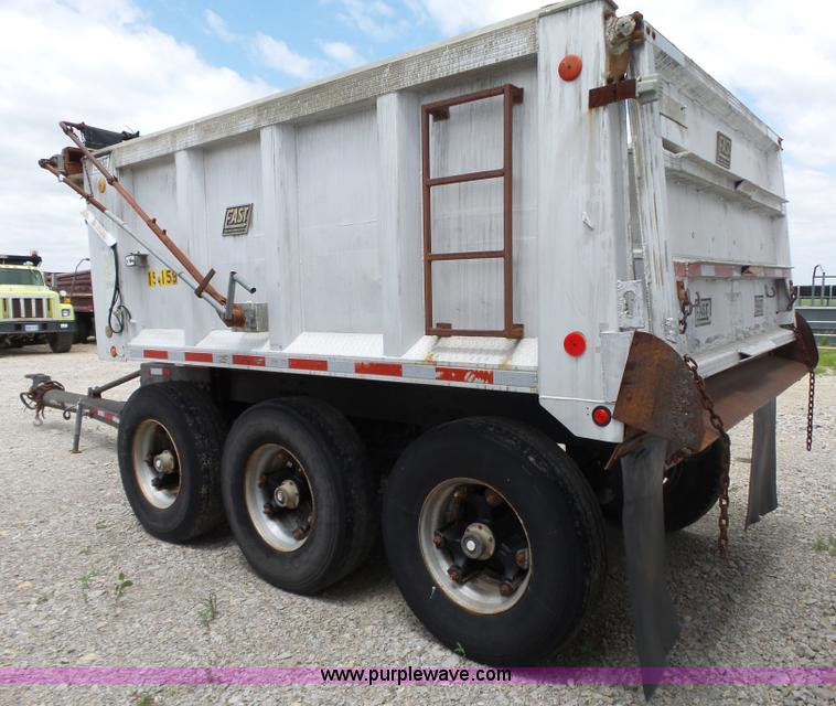 image for item L6355 1984 East end dump trailer