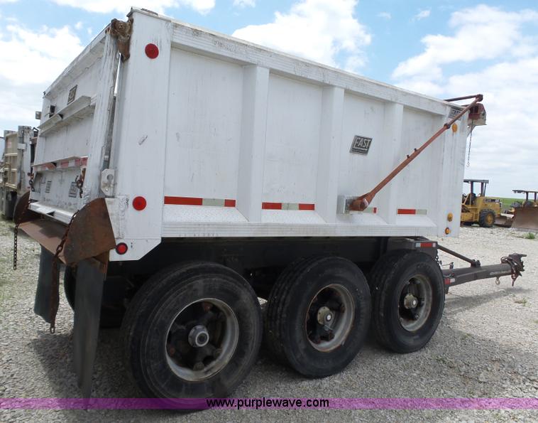 image for item L6355 1984 East end dump trailer