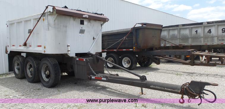 image for item L6355 1984 East end dump trailer