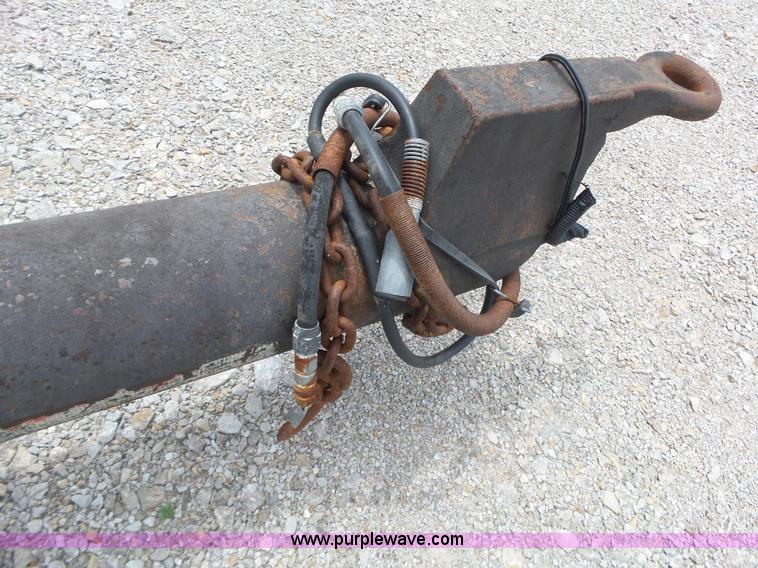 image for item L6355 1984 East end dump trailer