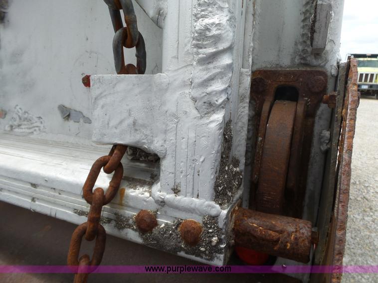 image for item L6355 1984 East end dump trailer