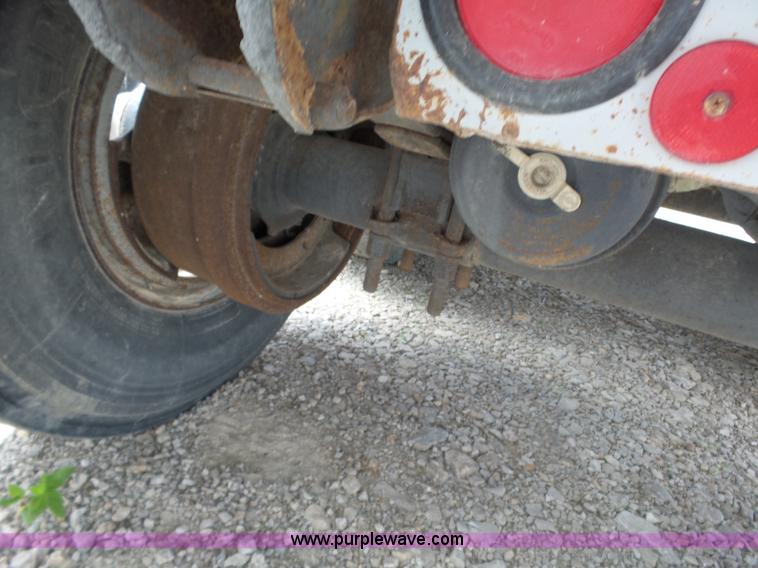 image for item L6355 1984 East end dump trailer