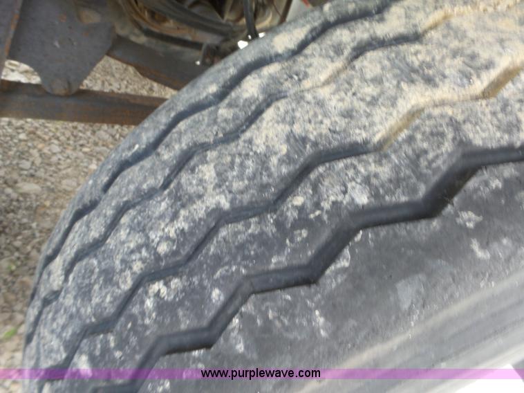 image for item L6355 1984 East end dump trailer