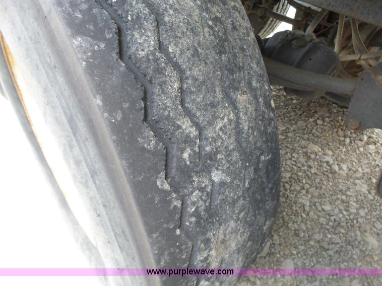 image for item L6355 1984 East end dump trailer