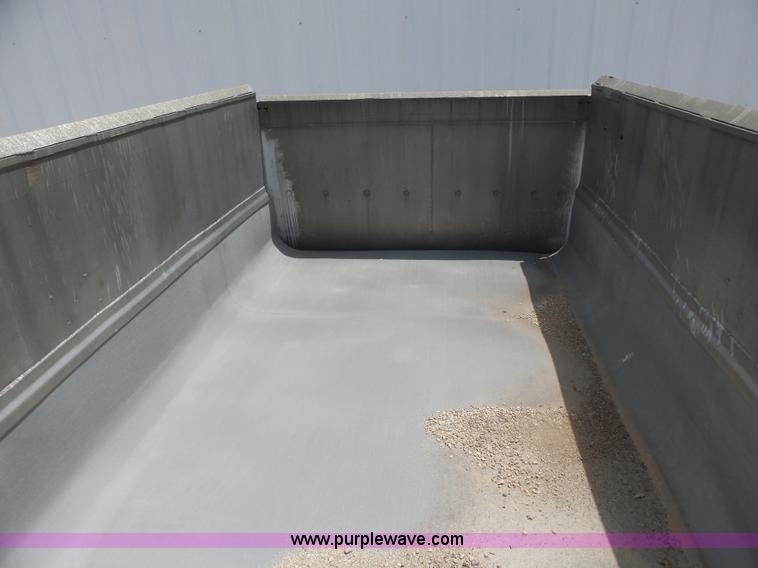 image for item L6355 1984 East end dump trailer