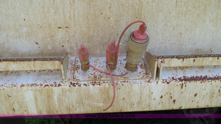 image for item L7004 2012 International Work Star 7500 dump truck