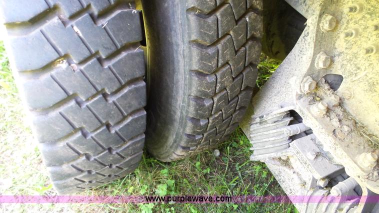 image for item L7004 2012 International Work Star 7500 dump truck