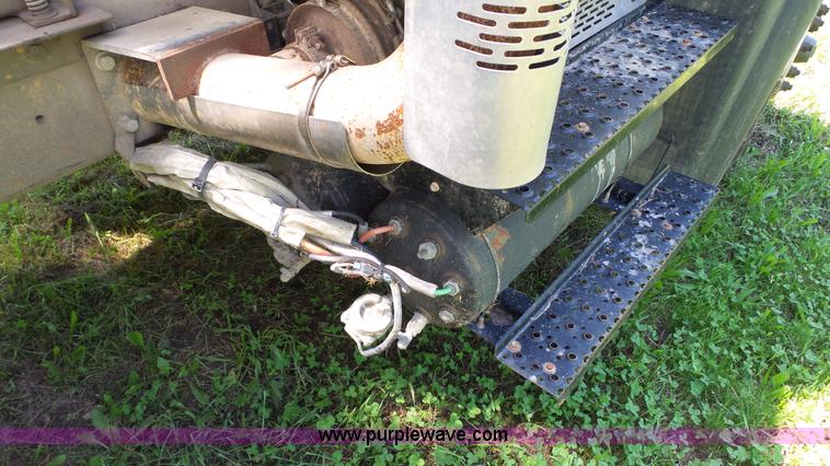 image for item L7004 2012 International Work Star 7500 dump truck